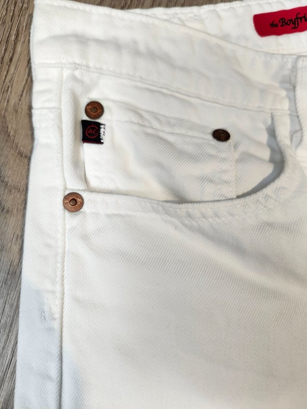 AG Adriano Goldschmied White Boyfriend Bermuda Shorts size 28 - Picture 4 of 11